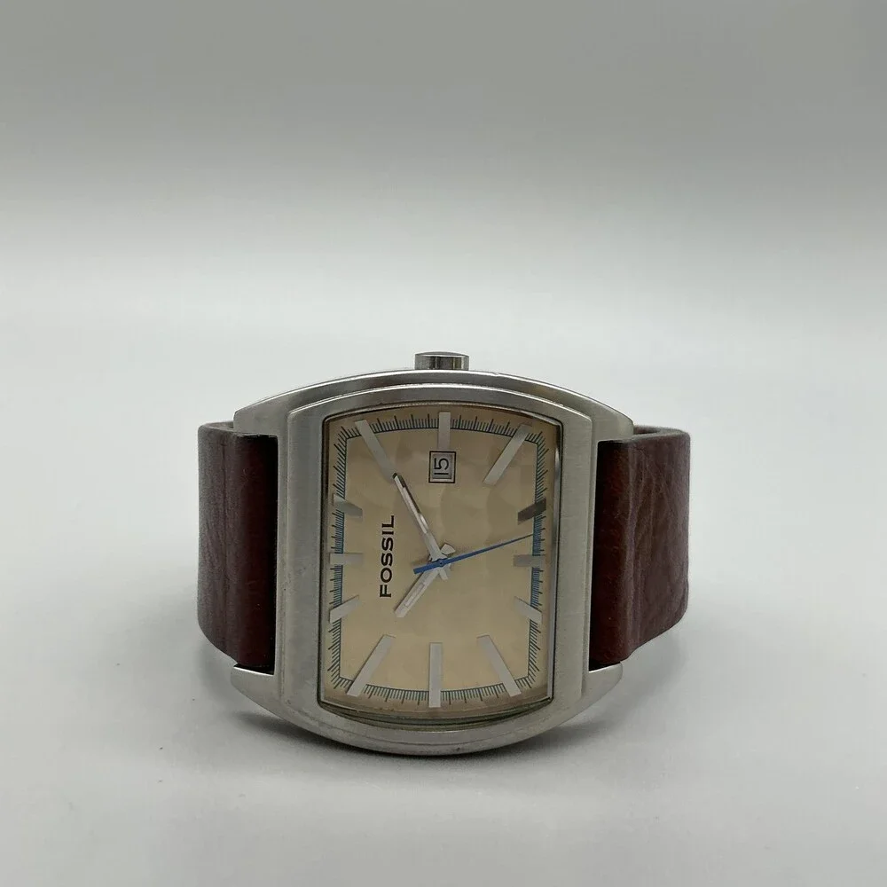Fossil JR-8118 Mens Watch 41mm Champagne Dial Leather Date Tonneau New Battery